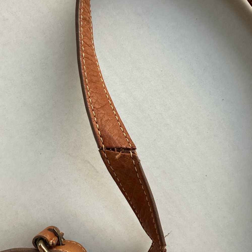 Frye Olivia Leather Crossbody Bag Messenger Saddle Style Purse - Picture 12 of 17
